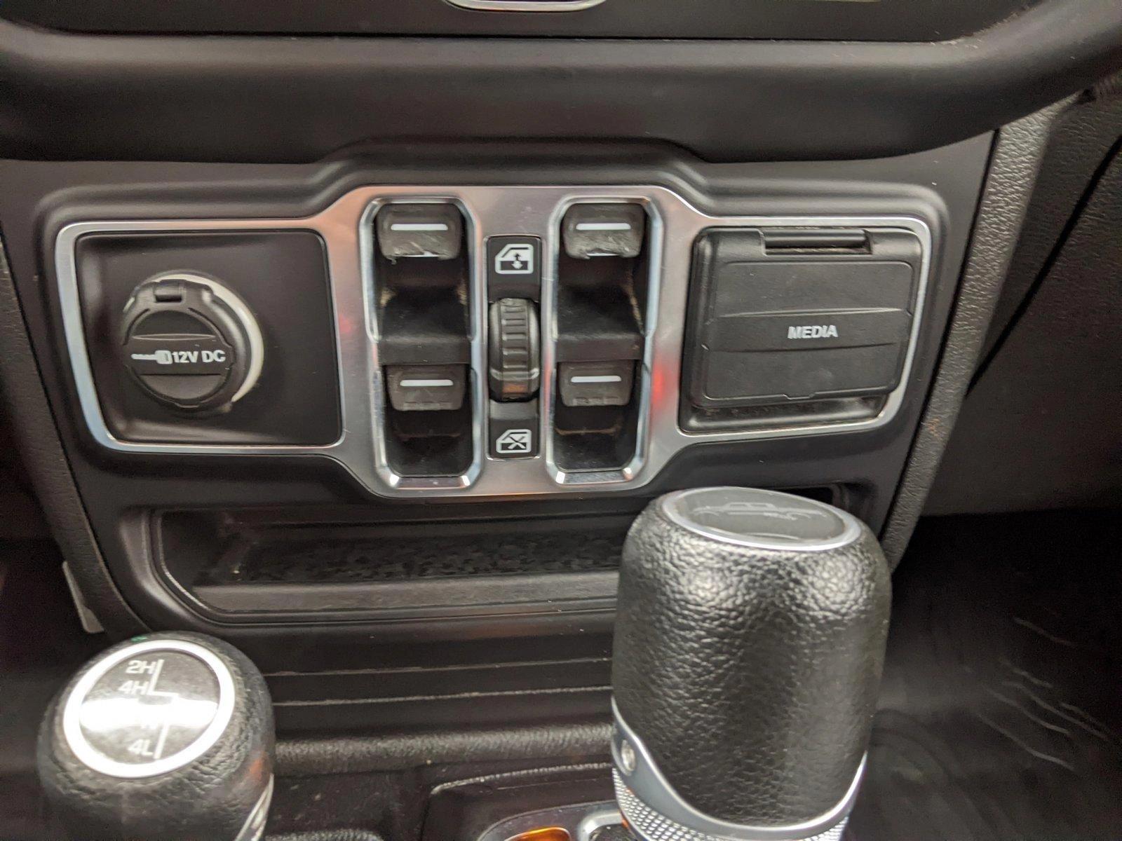 2020 Jeep Gladiator Vehicle Photo in Austin, TX 78728