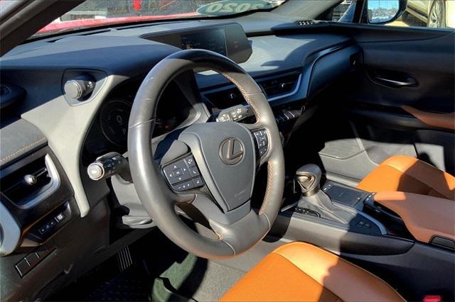 2020 Lexus UX Vehicle Photo in KANSAS CITY, MO 64114-4545