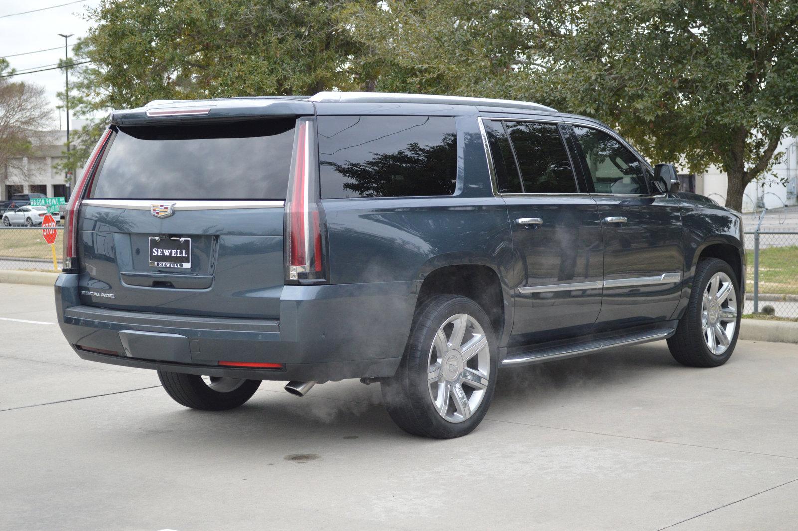 2019 Cadillac Escalade ESV Vehicle Photo in Houston, TX 77090