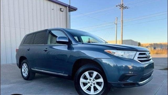 2012 Toyota Highlander Vehicle Photo in Tulsa, OK 74129