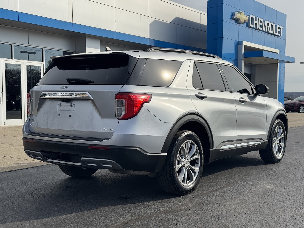 2022 Ford Explorer Vehicle Photo in BOONVILLE, IN 47601-9633