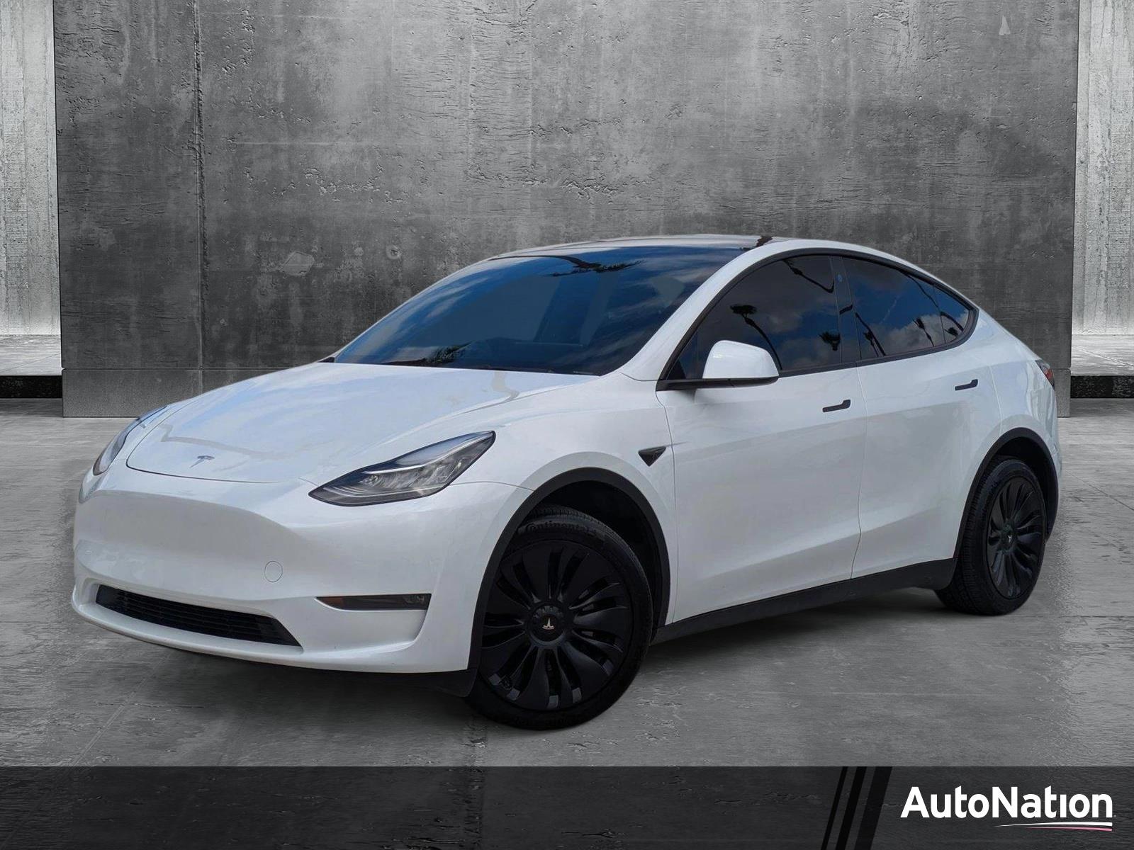 2023 Tesla Model Y Vehicle Photo in Tustin, CA 92782