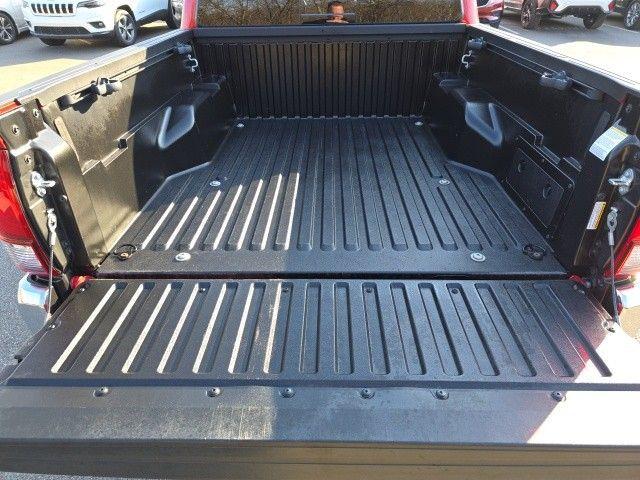 2022 Toyota Tacoma 4WD Vehicle Photo in Pleasant Hills, PA 15236