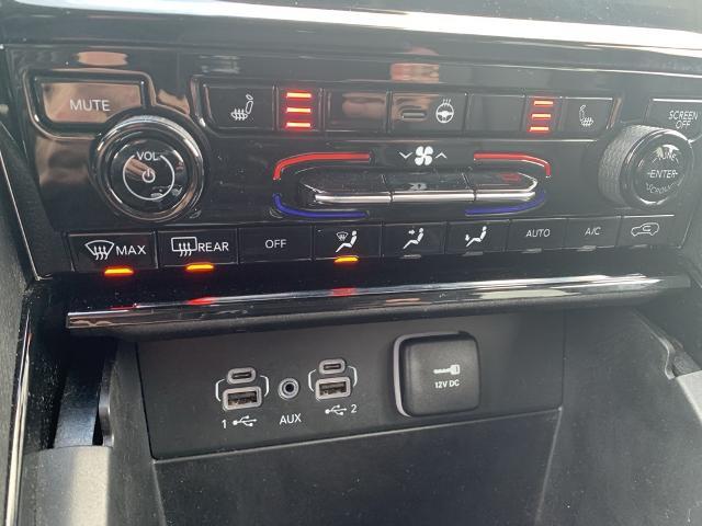 2023 Jeep Grand Cherokee L Vehicle Photo in GREEN BAY, WI 54304-5303