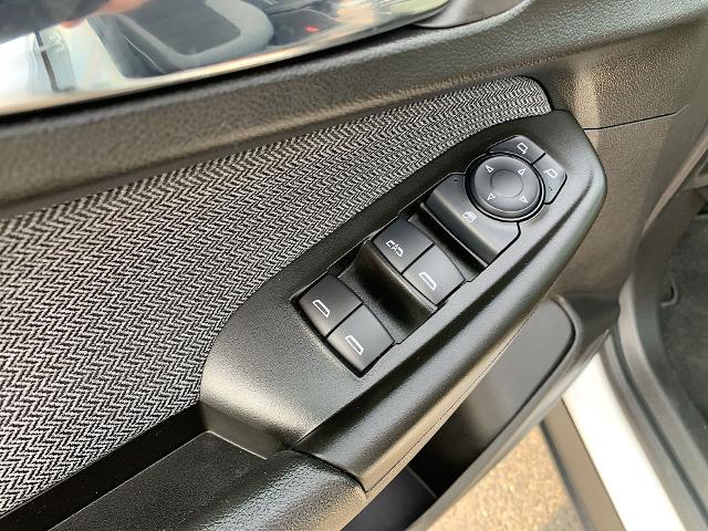 2022 Chevrolet Trailblazer Vehicle Photo in MOON TOWNSHIP, PA 15108-2571