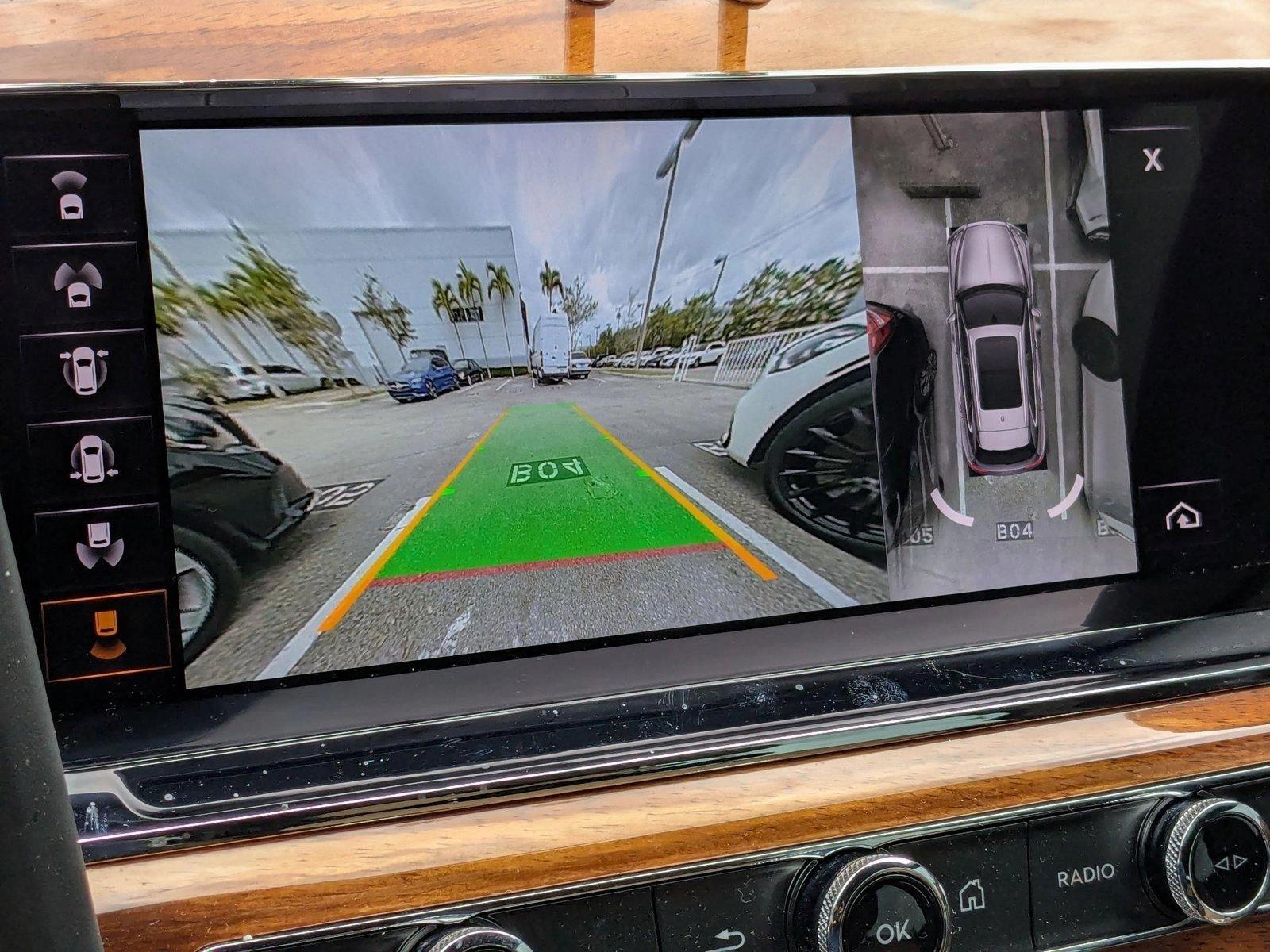 2021 Bentley Bentayga Vehicle Photo in Miami, FL 33169