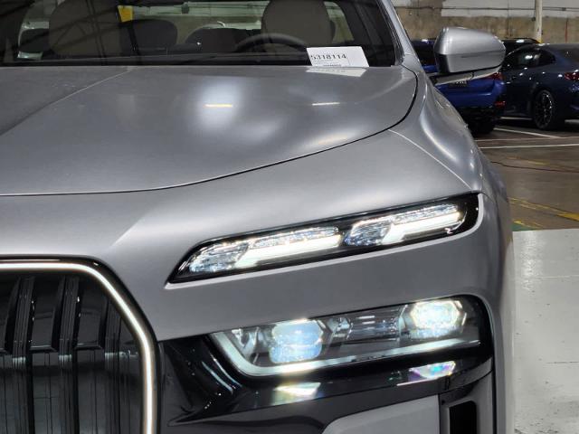 2025 BMW 750e xDrive Vehicle Photo in GRAPEVINE, TX 76051