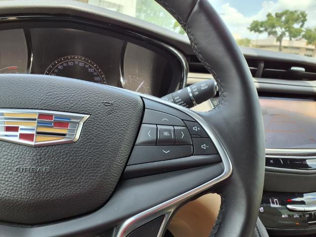 2017 Cadillac XT5 Vehicle Photo in TAMPA, FL 33612-3404
