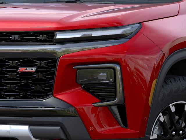 2025 Chevrolet Traverse Vehicle Photo in VALENCIA, CA 91355-1705