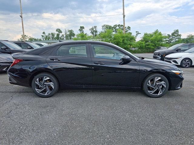 2025 Hyundai ELANTRA Hybrid Vehicle Photo in Harrisburg, PA 17111