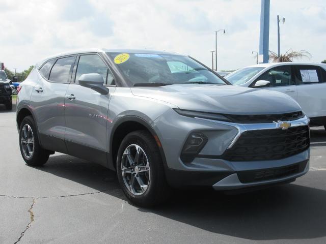 2025 Chevrolet Blazer Vehicle Photo in LEESBURG, FL 34788-4022