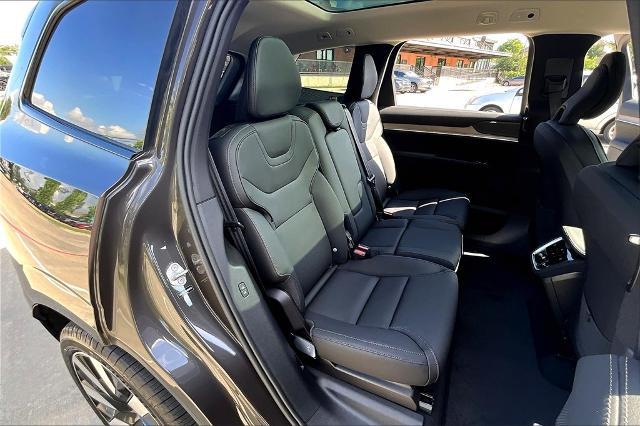2025 Volvo EX90 Vehicle Photo in Houston, TX 77007