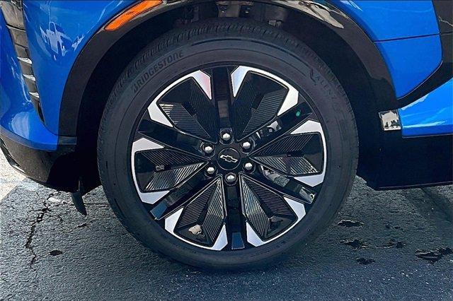 2025 Chevrolet Blazer EV Vehicle Photo in TOPEKA, KS 66609-0000