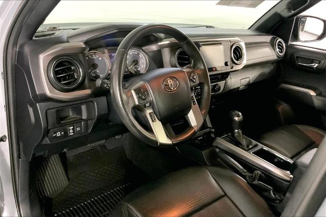 2019 Toyota Tacoma 4WD Vehicle Photo in Kansas City, MO 64114