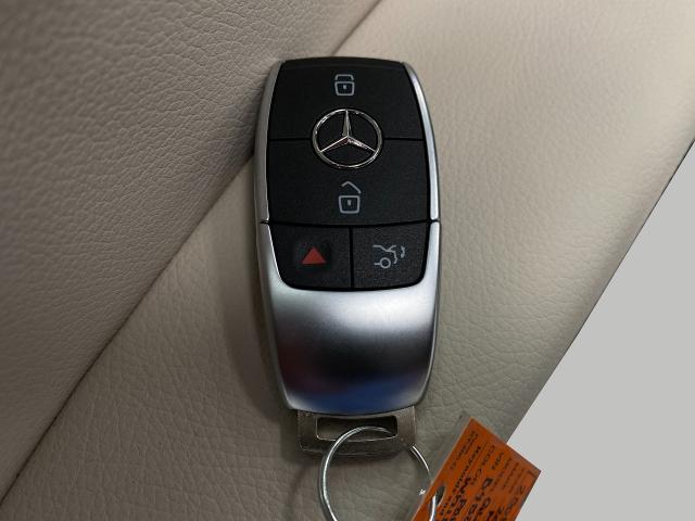 2025 Mercedes-Benz GLS Vehicle Photo in Appleton, WI 54913