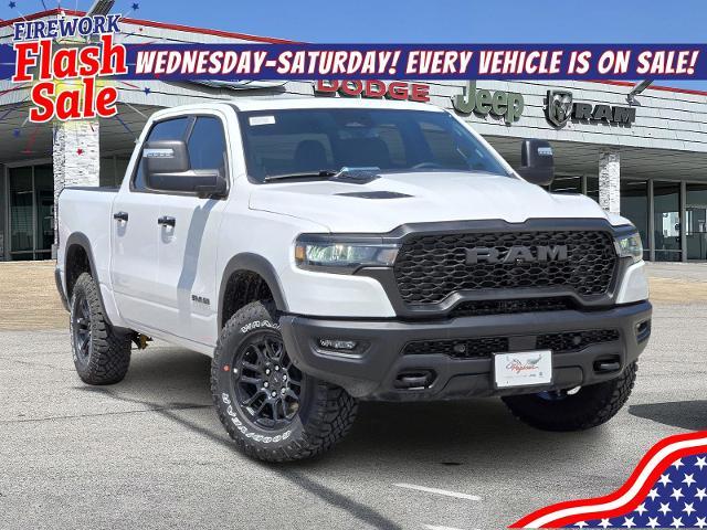 2025 Ram 1500 Vehicle Photo in Ennis, TX 75119-5114