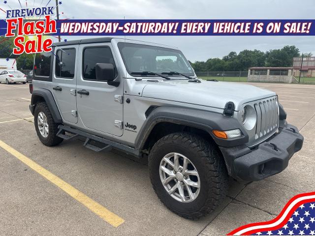 2023 Jeep Wrangler Vehicle Photo in Ennis, TX 75119-5114