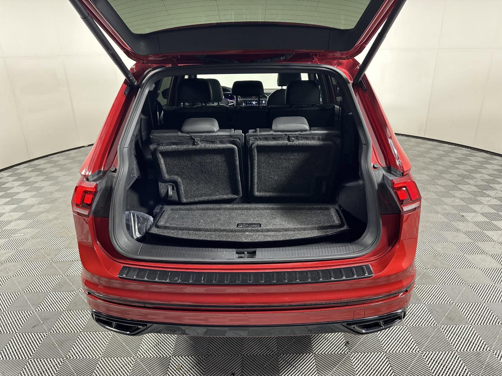 2024 Volkswagen Tiguan Vehicle Photo in Georgetown, TX 78626