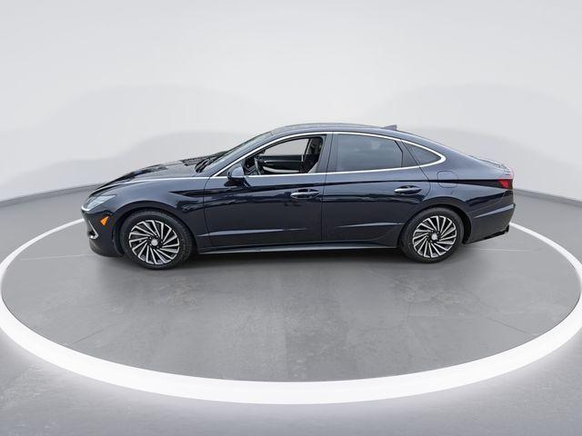 2021 Hyundai SONATA Hybrid Vehicle Photo in Pleasant Hills, PA 15236