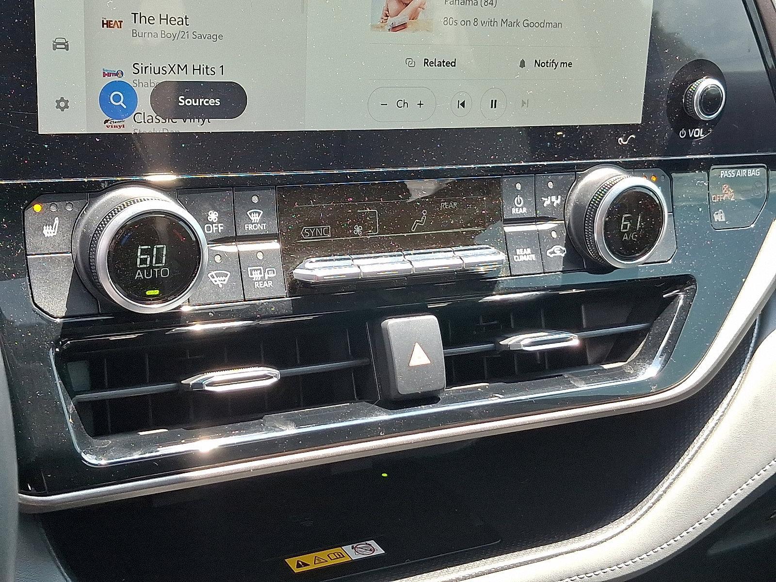 2024 Toyota Highlander Vehicle Photo in Trevose, PA 19053