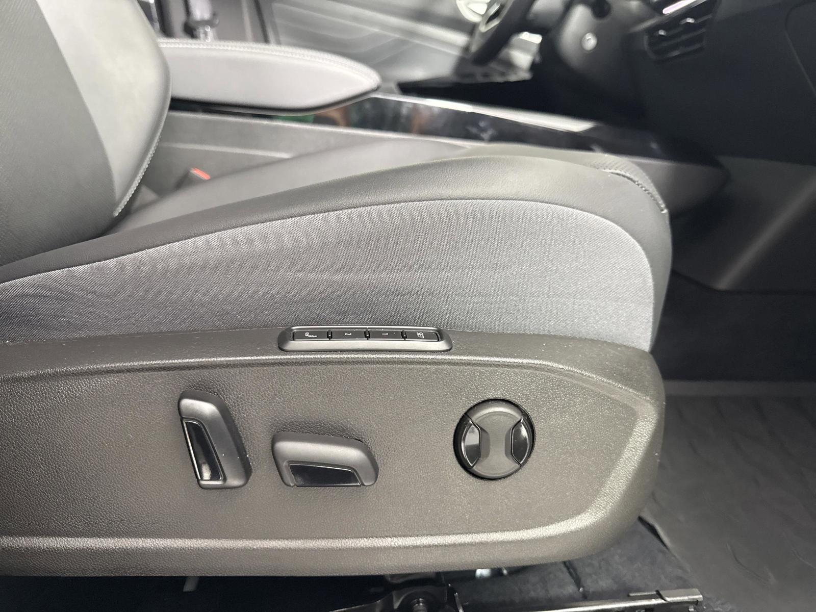2023 Volkswagen ID.4 Vehicle Photo in Georgetown, TX 78626