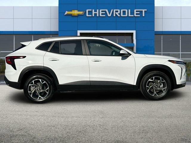 2025 Chevrolet Trax Vehicle Photo in RIVERSIDE, CA 92504-4106