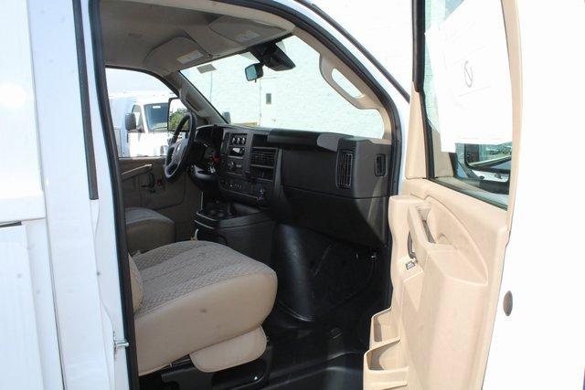 2024 Chevrolet Express Cutaway 3500 Vehicle Photo in SAINT CLAIRSVILLE, OH 43950-8512