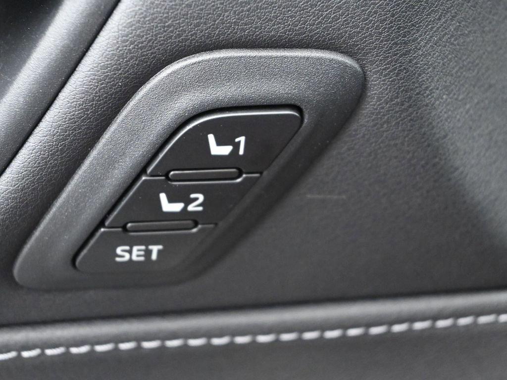 2021 Toyota Venza Vehicle Photo in Cedar Rapids, IA 52402
