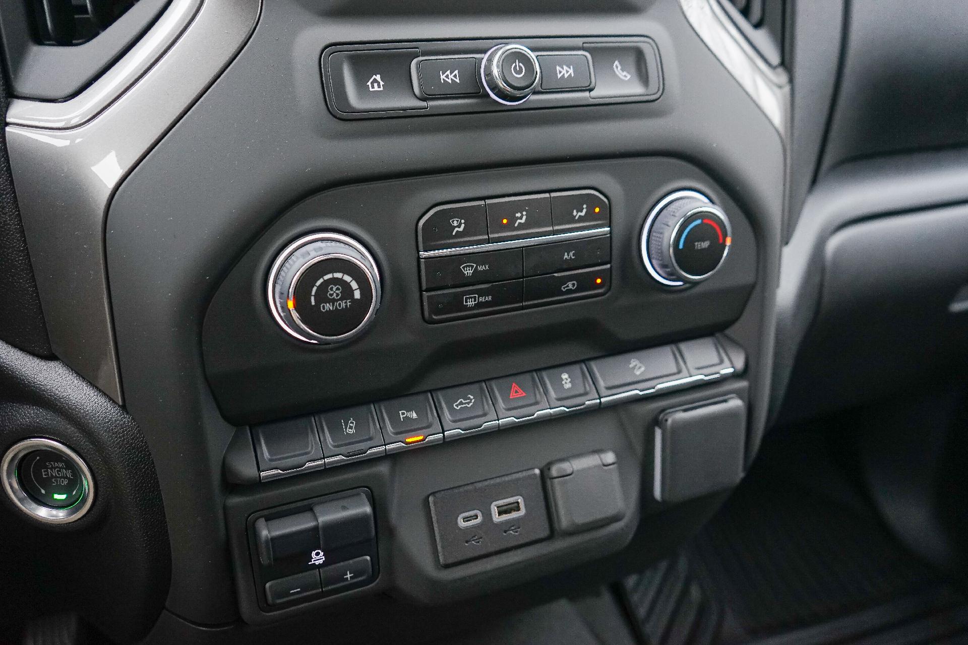 2025 Chevrolet Silverado 2500 HD Vehicle Photo in SMYRNA, DE 19977-2874