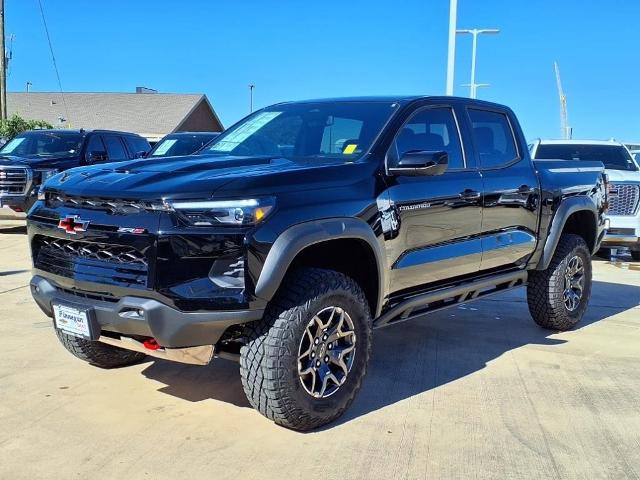 2024 Chevrolet Colorado Vehicle Photo in ROSENBERG, TX 77471-5675