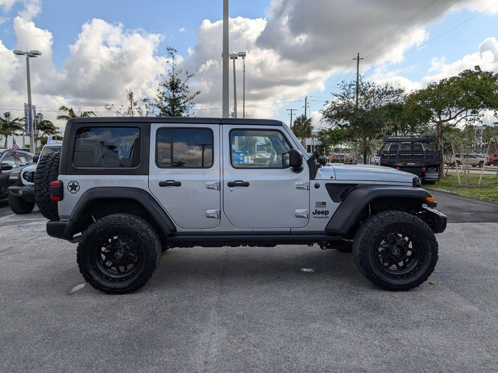 2021 Jeep Wrangler Vehicle Photo in Miami, FL 33015