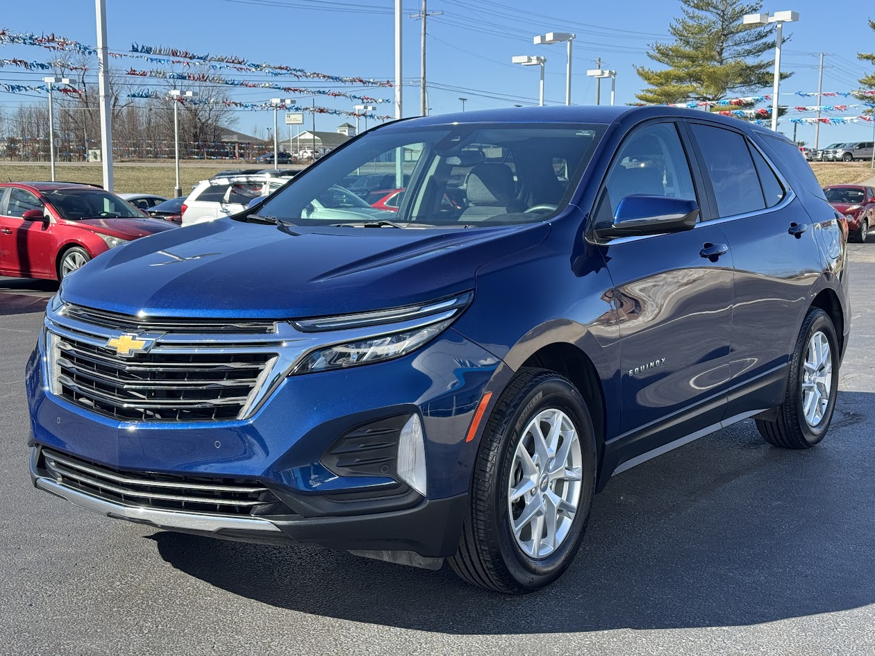 2022 Chevrolet Equinox Vehicle Photo in BOONVILLE, IN 47601-9633