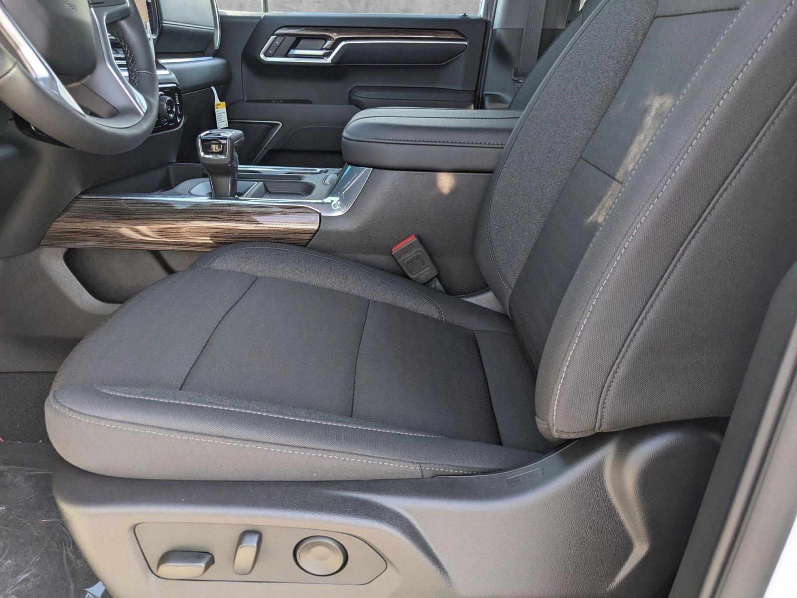 2025 Chevrolet Silverado 1500 Vehicle Photo in MIAMI, FL 33172-3015
