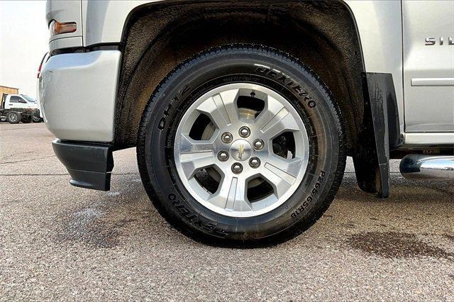 2018 Chevrolet Silverado 1500 Vehicle Photo in TOPEKA, KS 66609-0000