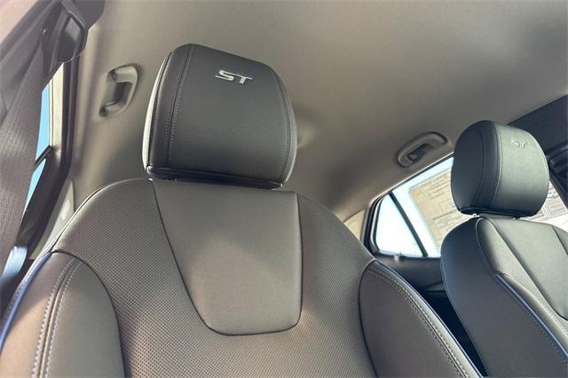 2025 Buick Encore GX Vehicle Photo in ELK GROVE, CA 95757-8703