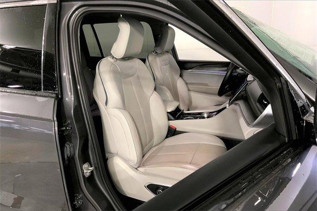 2021 Jeep Grand Cherokee L Vehicle Photo in KANSAS CITY, MO 64114-4502