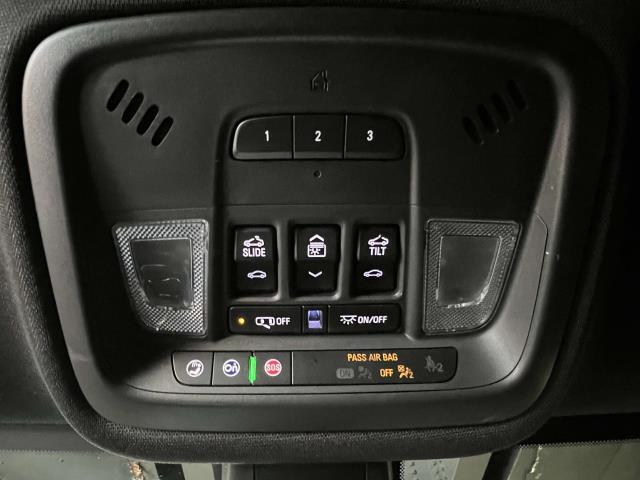 2022 Chevrolet Traverse Vehicle Photo in Roslyn, NY 11576
