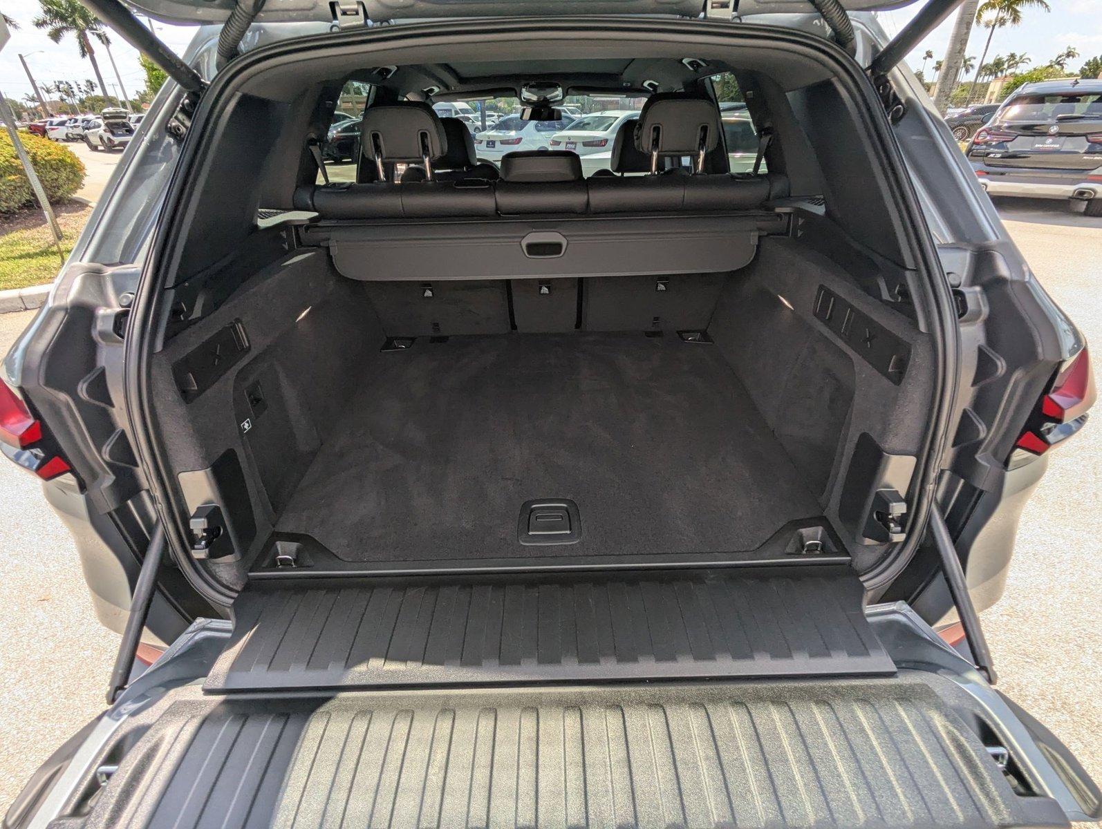 2024 BMW X5 sDrive40i Vehicle Photo in Delray Beach, FL 33444