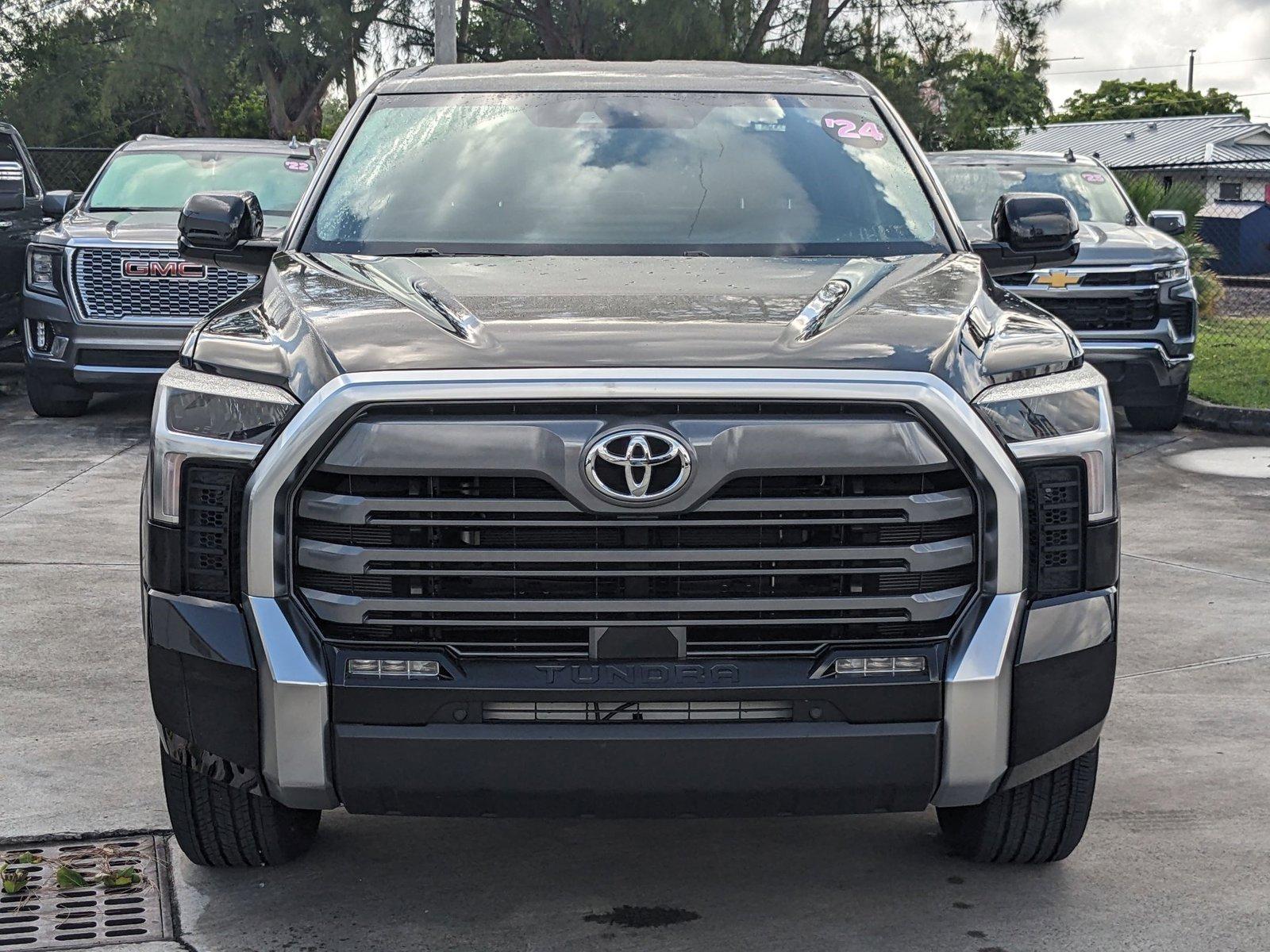 2024 Toyota Tundra 4WD Vehicle Photo in MIAMI, FL 33172-3015