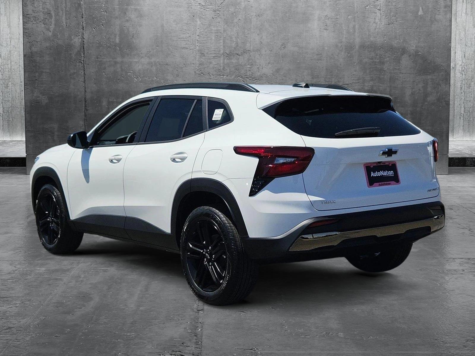2025 Chevrolet Trax Vehicle Photo in GILBERT, AZ 85297-0446