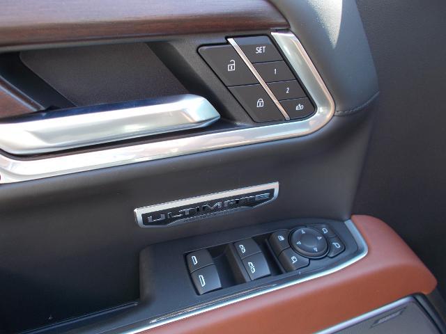 2025 GMC Sierra 1500 Vehicle Photo in LOWELL, MA 01852-4336
