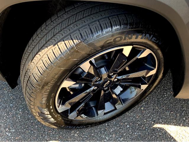 2025 Chevrolet Equinox Vehicle Photo in BEAUFORT, SC 29906-4218