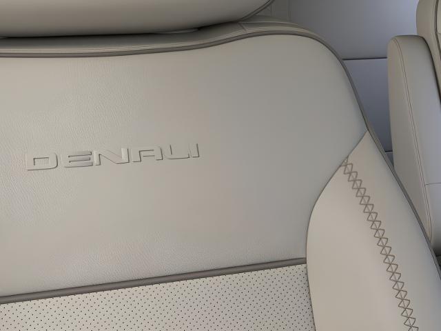 2025 GMC Yukon Vehicle Photo in MANITOWOC, WI 54220-5838