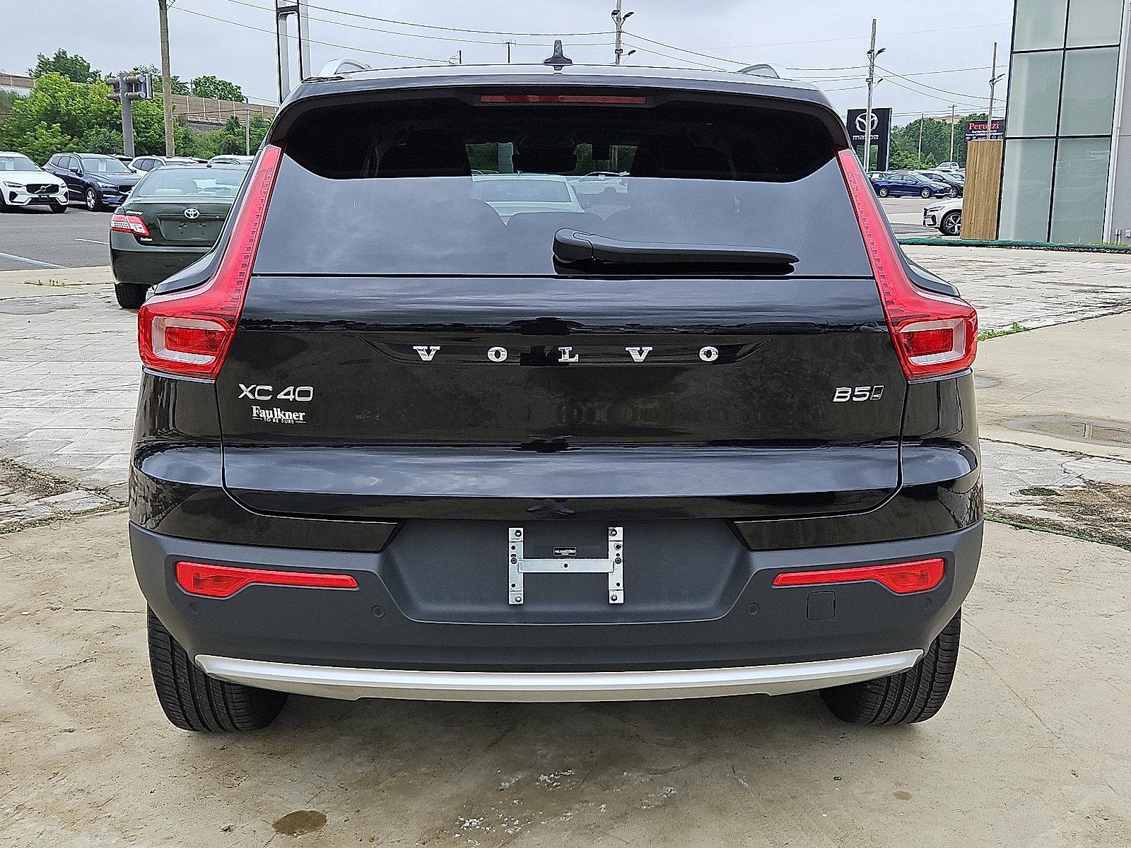 2025 Volvo XC40 Vehicle Photo in Trevose, PA 19053