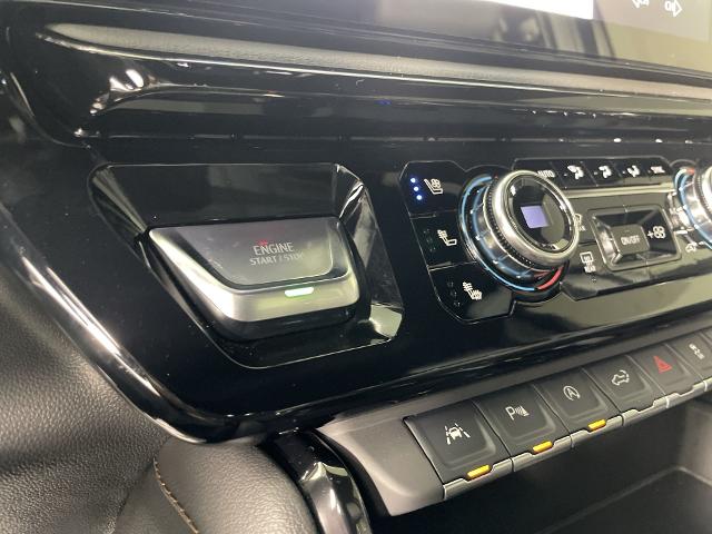 2025 GMC Sierra 1500 Vehicle Photo in GILBERT, AZ 85297-0402