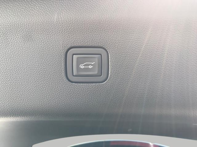 2023 Buick Enclave Vehicle Photo in GREEN BAY, WI 54303-3330