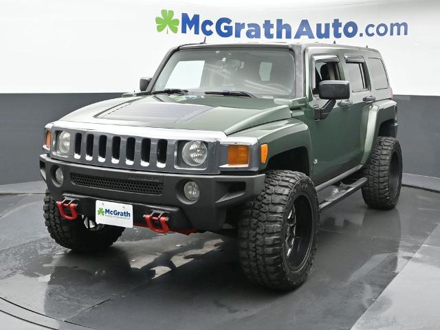 2006 HUMMER H3 Vehicle Photo in Cedar Rapids, IA 52402