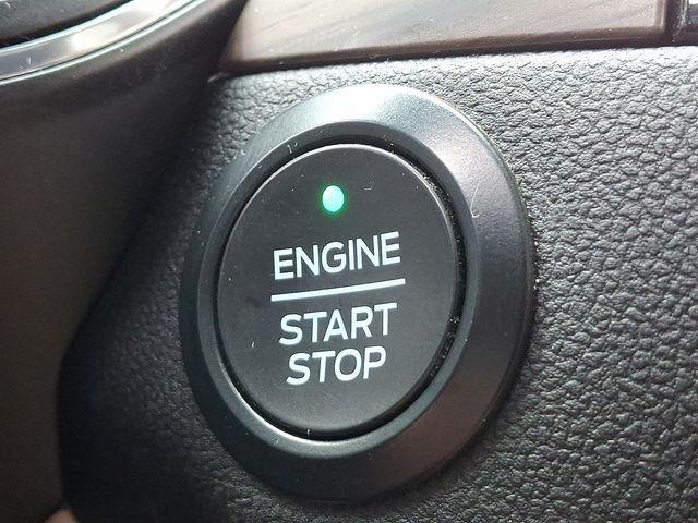 2020 Ford Escape Vehicle Photo in DANBURY, CT 06810-5034