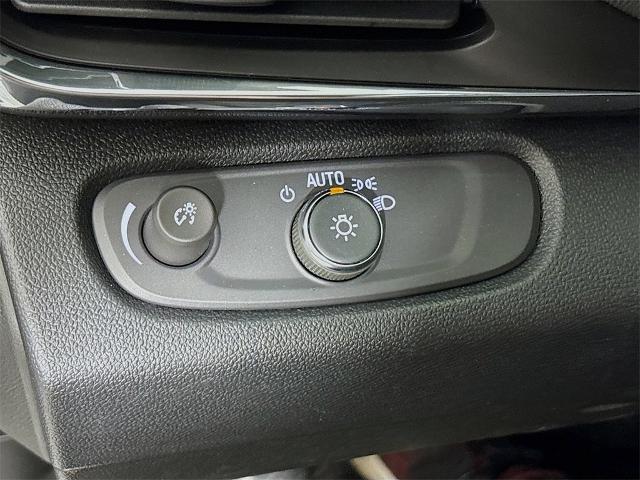 2025 Buick Envista Vehicle Photo in PUYALLUP, WA 98371-4149