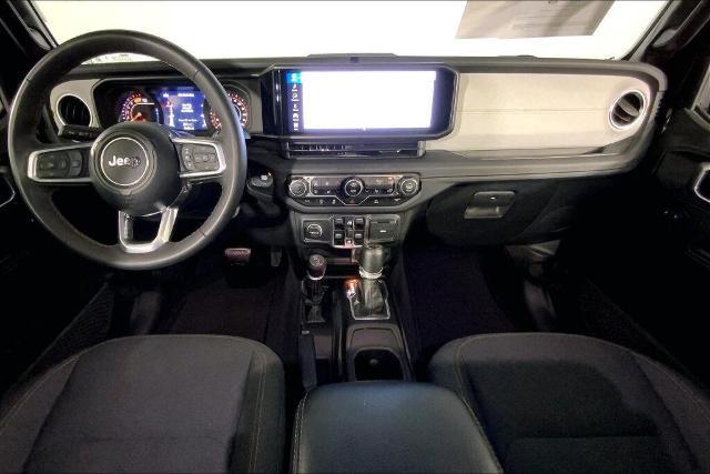 2024 Jeep Wrangler Vehicle Photo in Kansas City, MO 64114